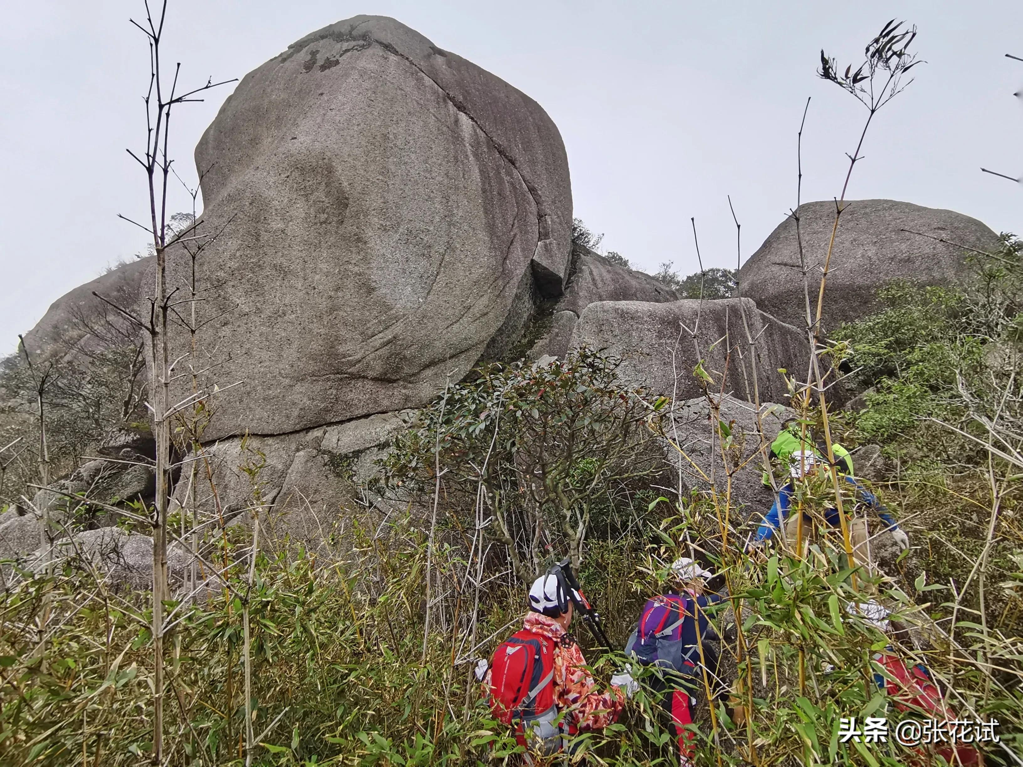 冷瓮顶航拍,冷瓮顶过山峰