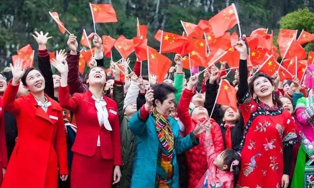 小*旗国**用完不能丢！国庆将至，如何正确悬挂*旗国**你知道吗？