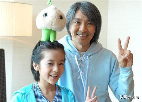 周星驰为林允庆生尽显苍老惹心疼,林允为何能得到周星驰喜爱