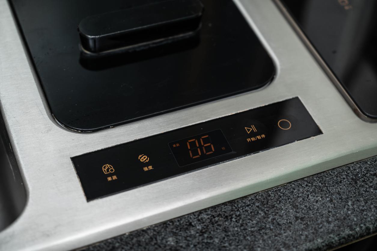 科技改变生活之洗衣机,科技改变生活家用清洁机器人