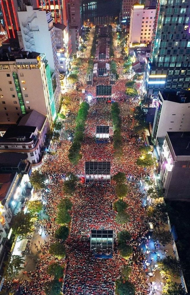 越南赢中国足球,越南赢泰国夺冠