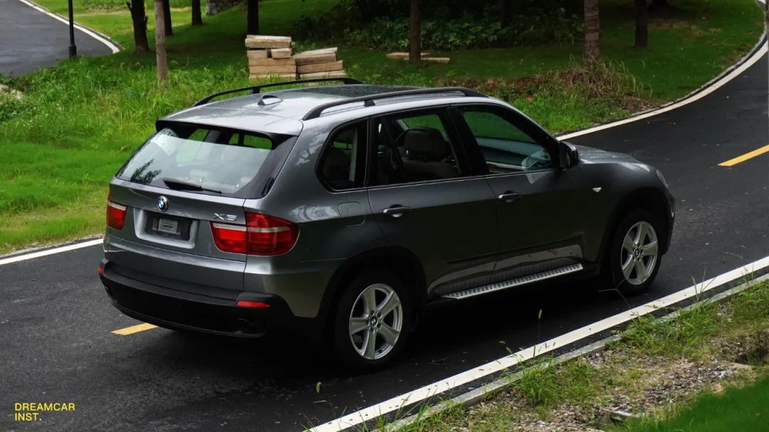 e70x5上代车型,11款宝马x5e70试驾视频