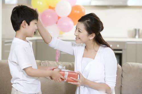 孩子偷钱屡教不改该如何教育,孩子偷钱屡教不改怎么教育