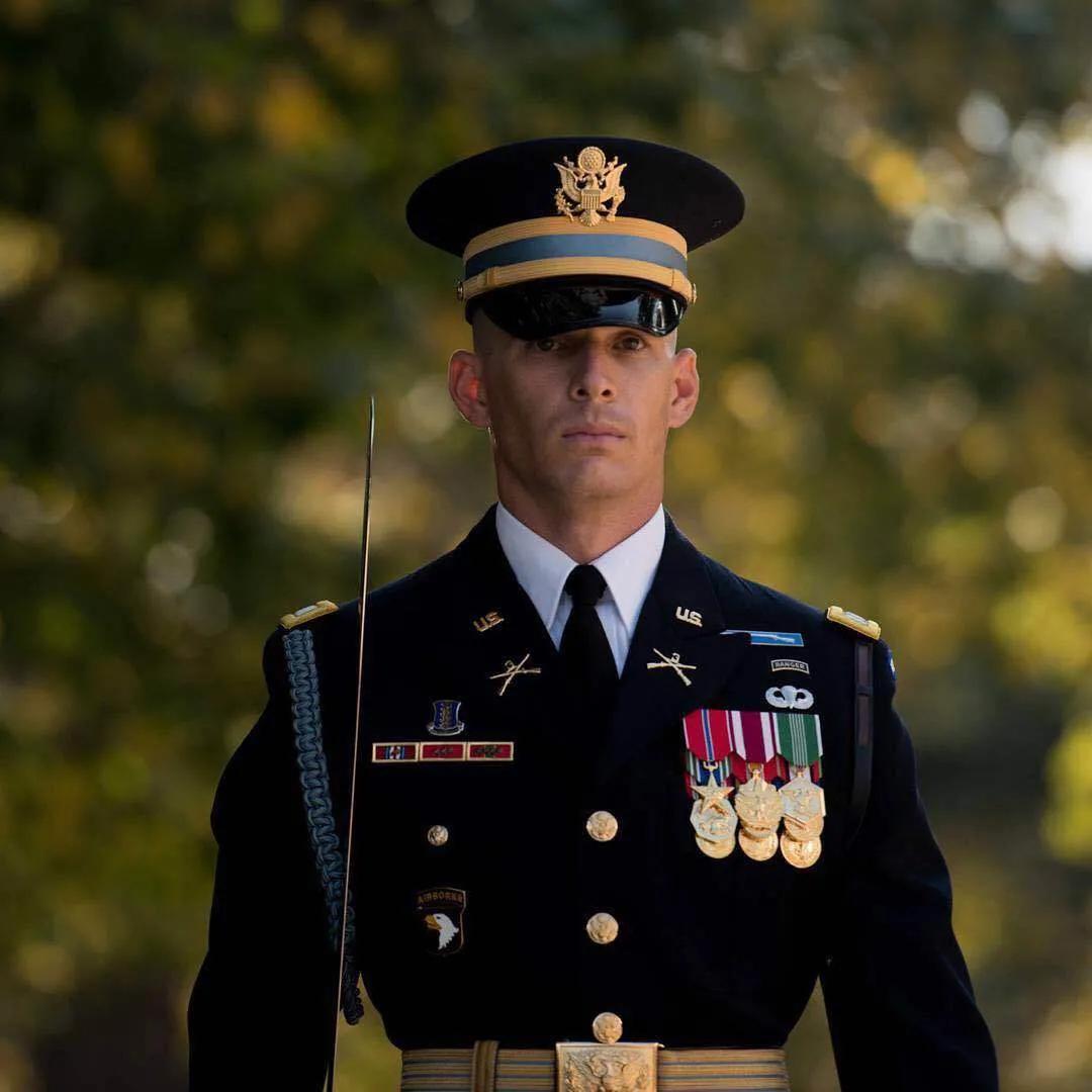 黄景瑜军装高颜值混剪,穿军装帅哥合集高颜值