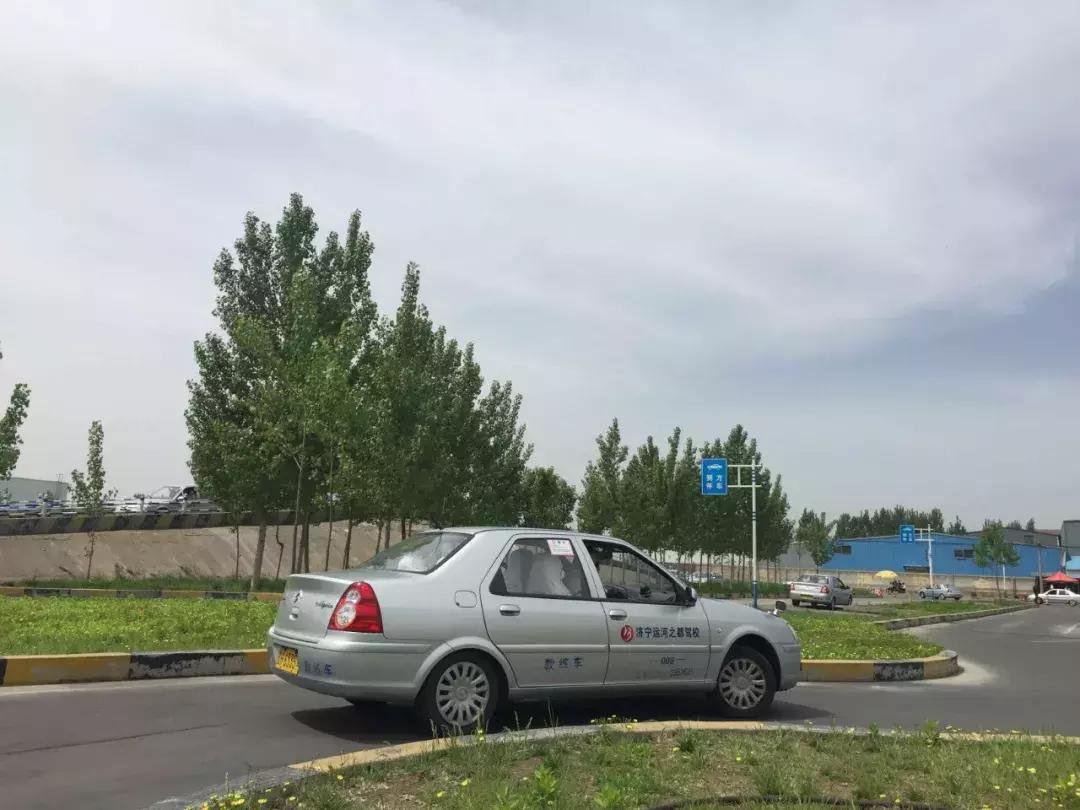 济宁驾校培训质量排名,济宁任城学b证哪个驾校最好