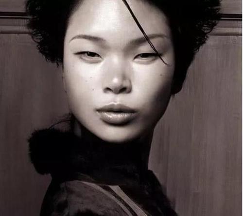 超模吕燕的丑小鸭逆袭史,国际超模吕燕视频