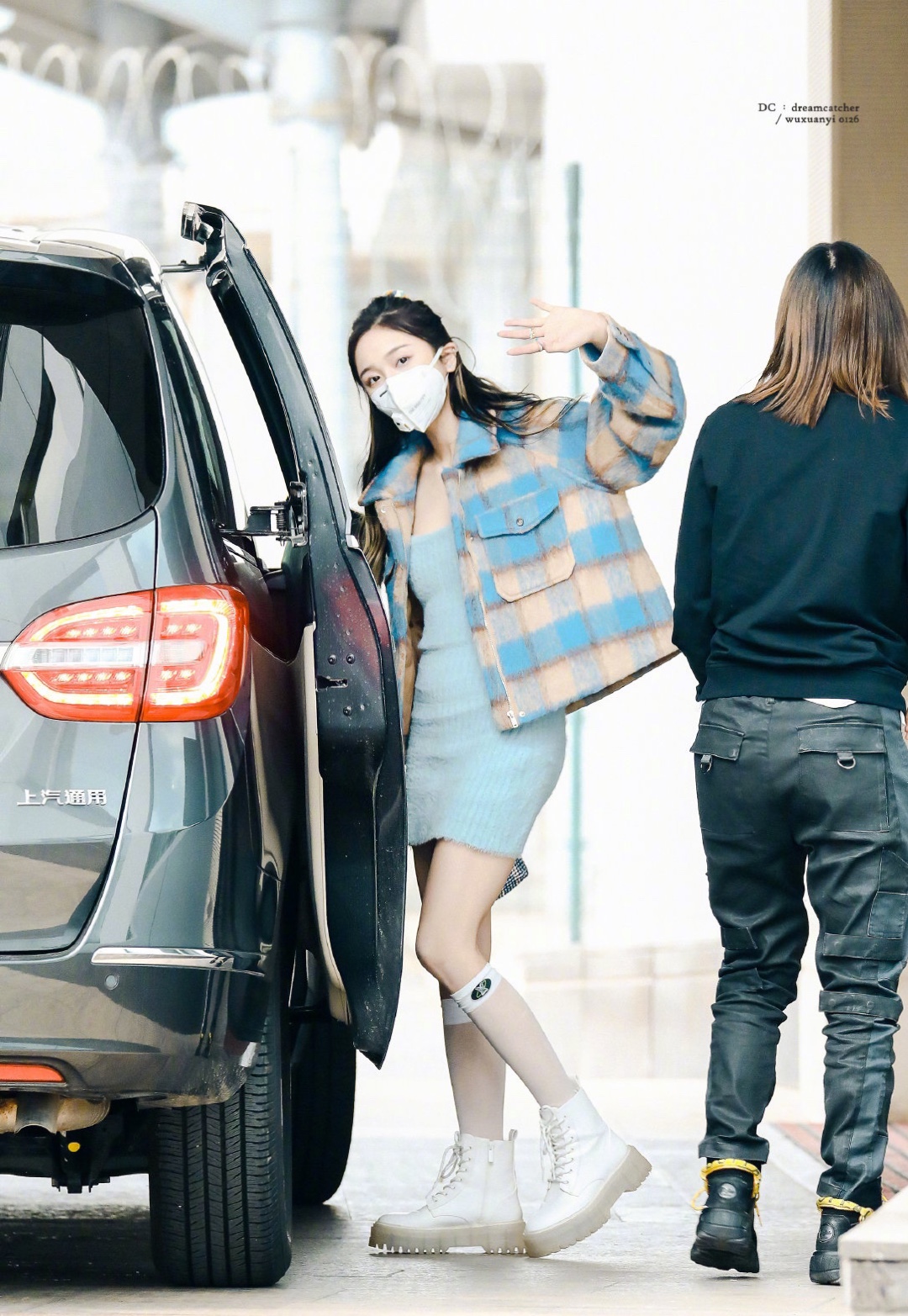 夏日吊带裙穿搭可爱,夏日必备吊带穿搭