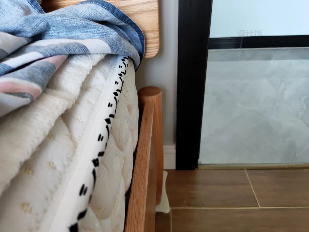 卧室墙面凹进去10多公分怎么装修,10平米的卧室怎么布置显得房间大