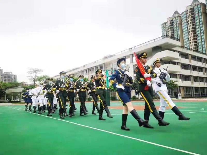 笔韵墨香放异彩，丰富舞台漫云中——广州市白云中学欢迎您