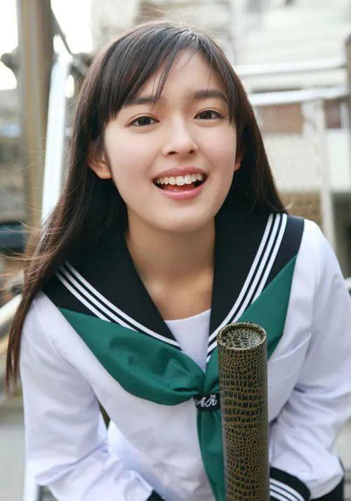 jk制服13岁女生购买,jk女孩为什么吃土