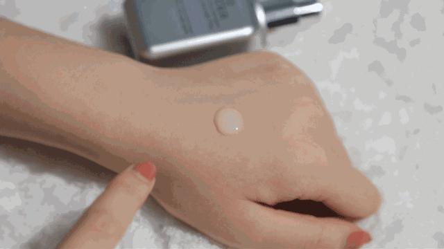 哪款精华对法令纹有效果,抗皱祛法令纹效果好的精华有哪些