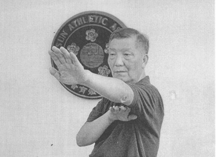 廉吏于成龙李万年版03集免费观看,于成龙十大感人照片