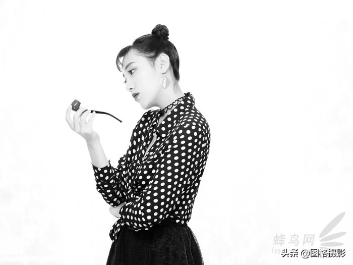 亮腹肌看迅丽神牛迅丽TT350F富士系统热靴闪光灯实拍体验