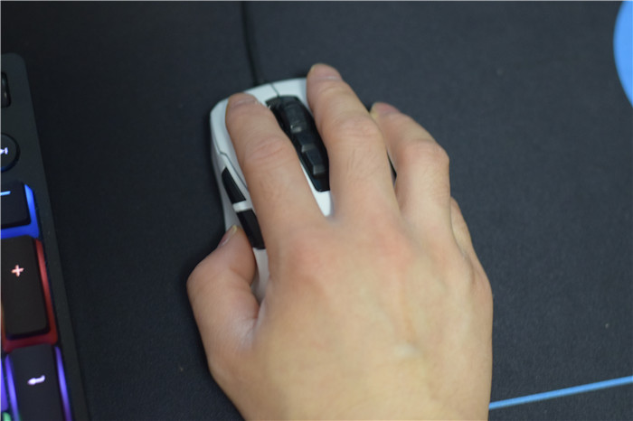 冰豹夜枭ultra鼠标用什么微动,冰豹鼠标夜枭能dc么