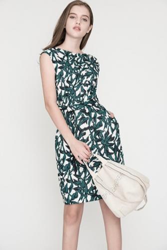 BEANPOLE母亲节甄选兼具自信与优雅