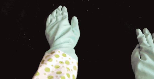 衣服粘毛毛小妙招,洗衣机洗衣服衣服粘毛怎么解决