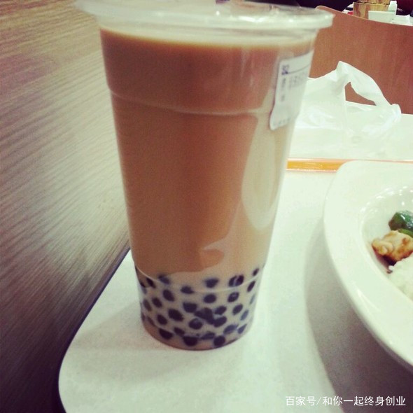 开奶茶店的商业盈利模式,奶茶店一个月净赚十万的盈利模式