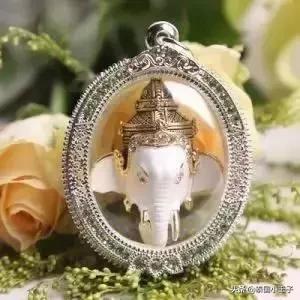 泰国佛牌不要了要怎么处理 (戴泰国佛牌需要注意什么佛牌好)