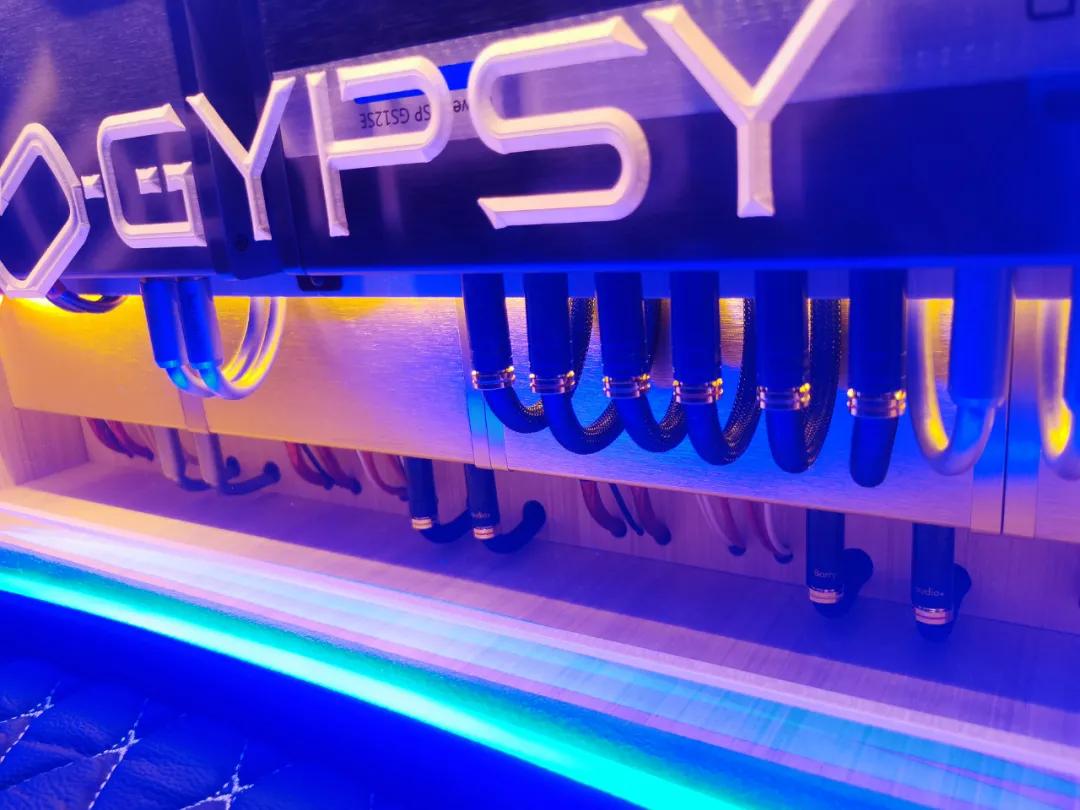 38号车评日产天籁2.0自吸,曝日产新款天籁实车