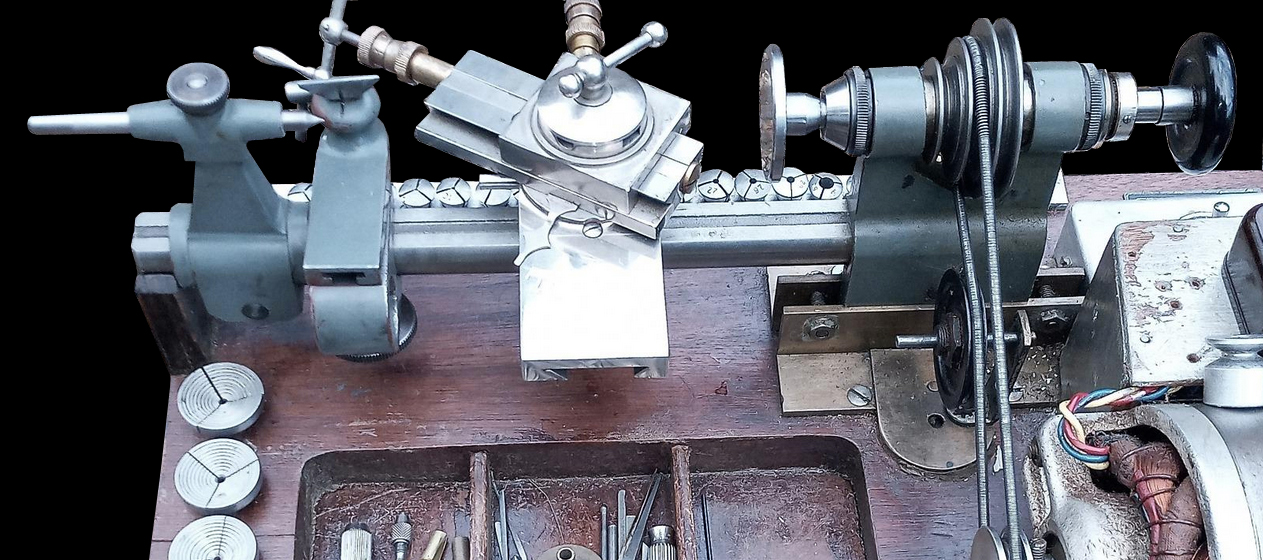 几十年前的老机床,古老的小车床