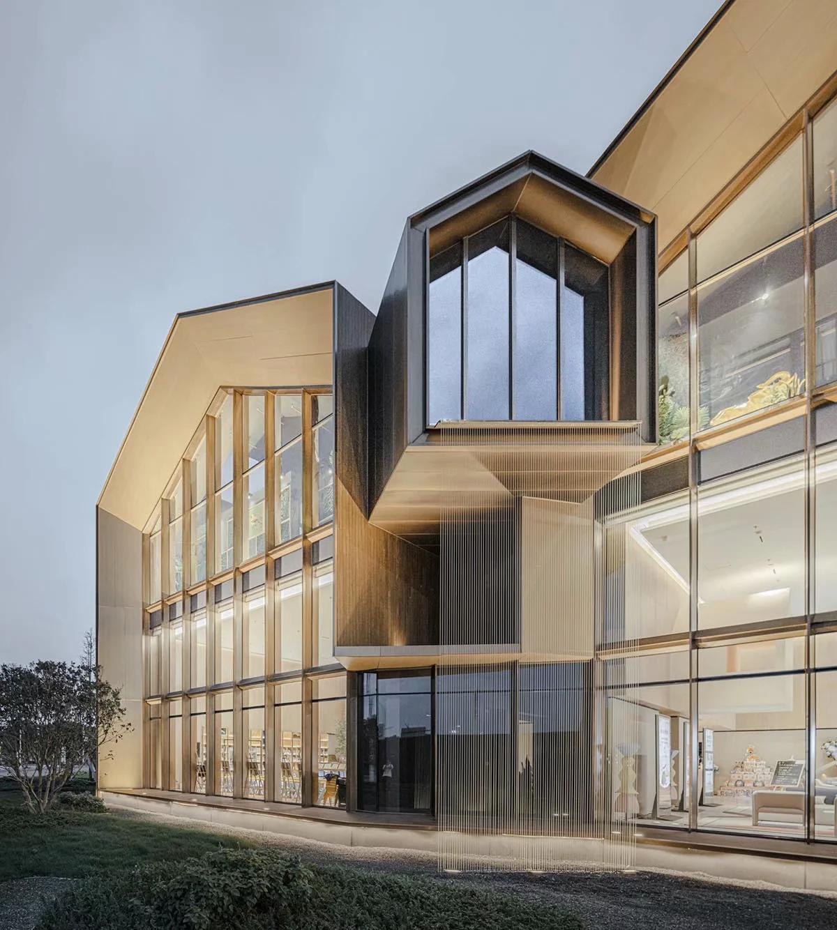 致逸朗润园设计,致逸设计董事长