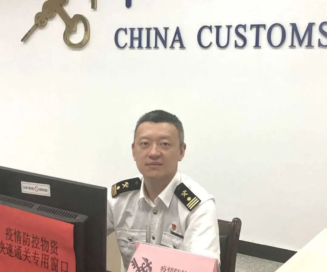 娴峰叧鎶楃柅鍏堣繘涓汉浜嬭抗,鏂囨槑琛屽姩鍔╁姏鎶楀嚮鐤儏