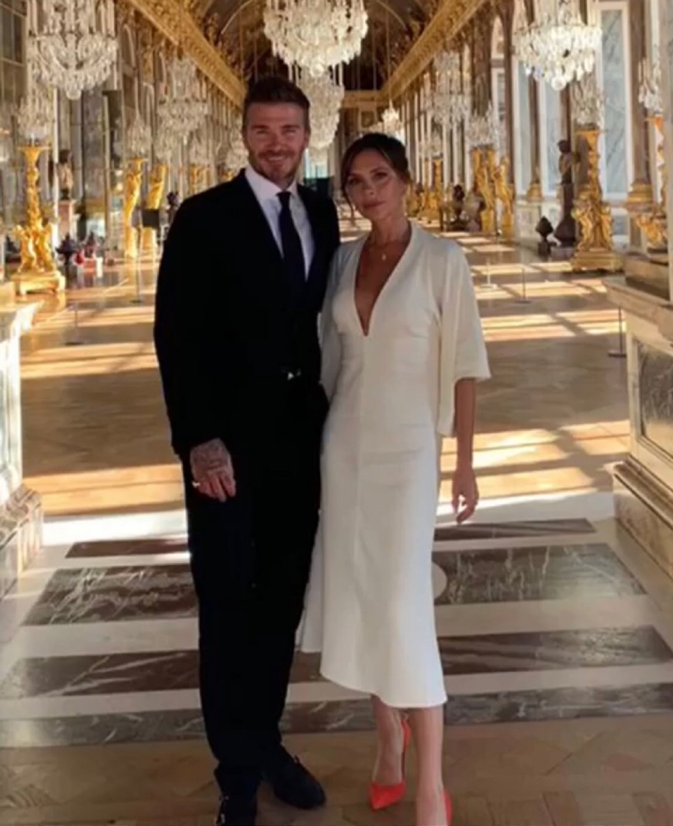 小贝和贝嫂颁奖典礼,小贝结婚19周年视频