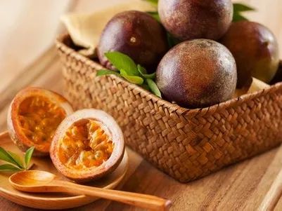 便宜好闻的香水男生,香水什么味道好闻男生