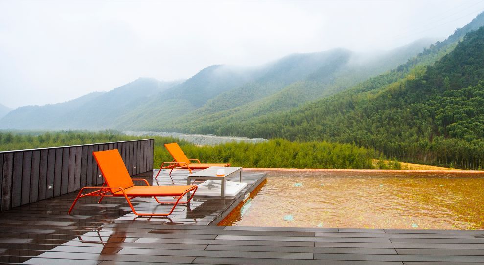 重回校园体验青春懵懂,重回校园体验大学生