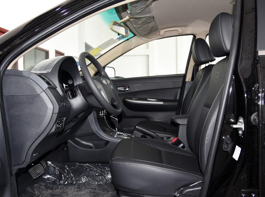 比亚迪l3几款车型,比亚迪L3好还是速锐好