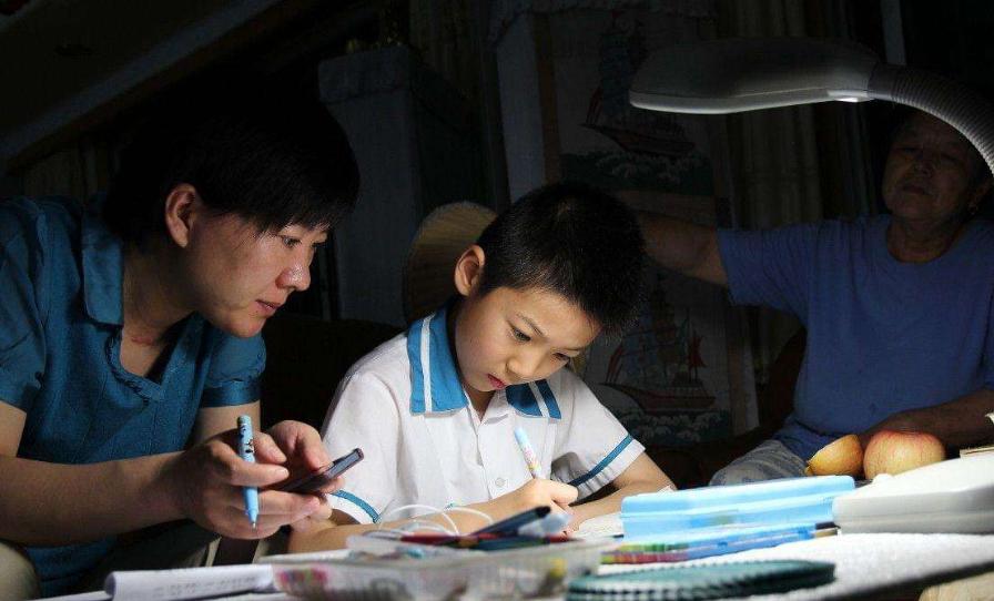 如果孩子厌学家长该怎么正确引导,孩子厌学家长该如何应对