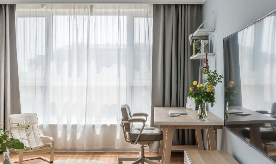 濂瑰鐨勮淇叏灞嬬畝鍗曠敾,85骞崇背鍏ㄥ眿瀹剁數瀹跺叿