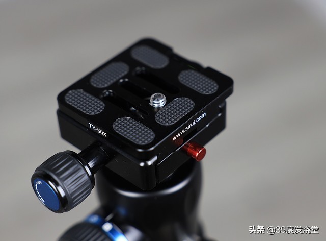 思锐三脚架t-1205x,思锐的碳纤三脚架哪个型号好