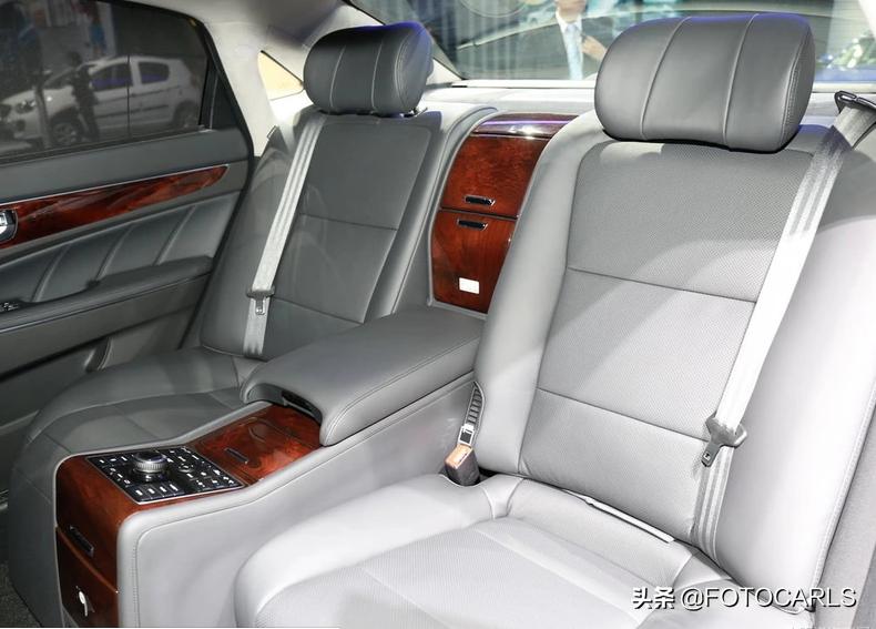 现代雅科仕3.8二手车,现代雅科仕5.0v8价格