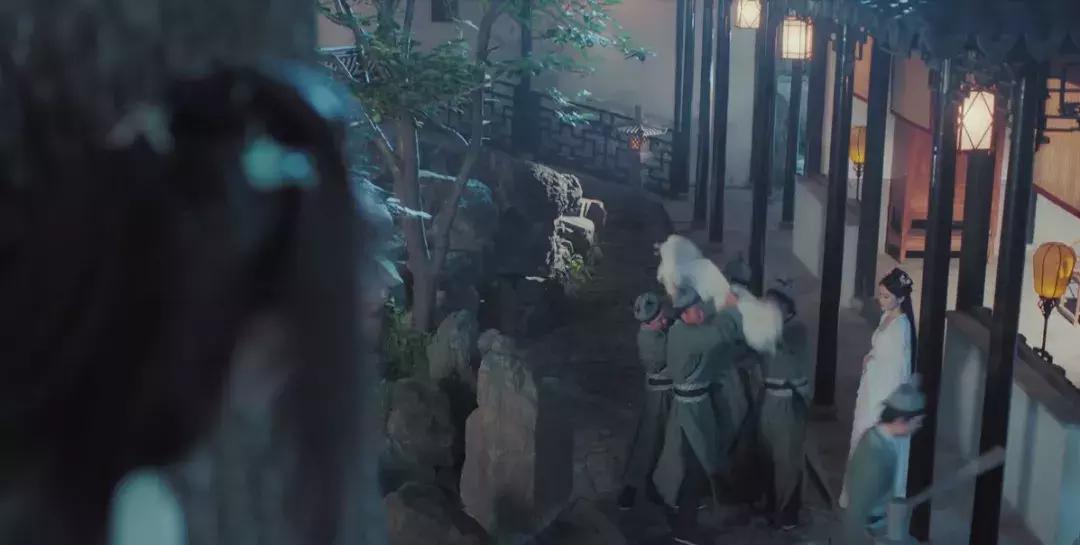 剧情雷人设糟，一山更比一山“高”，新倚天终于找到垫背的了