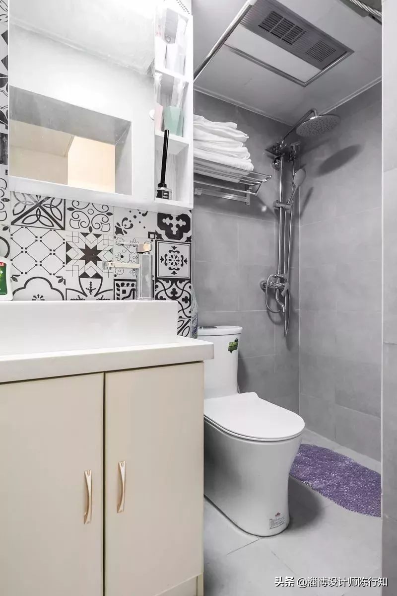 小卫生间装修技巧,小卫生间怎么装修放东西