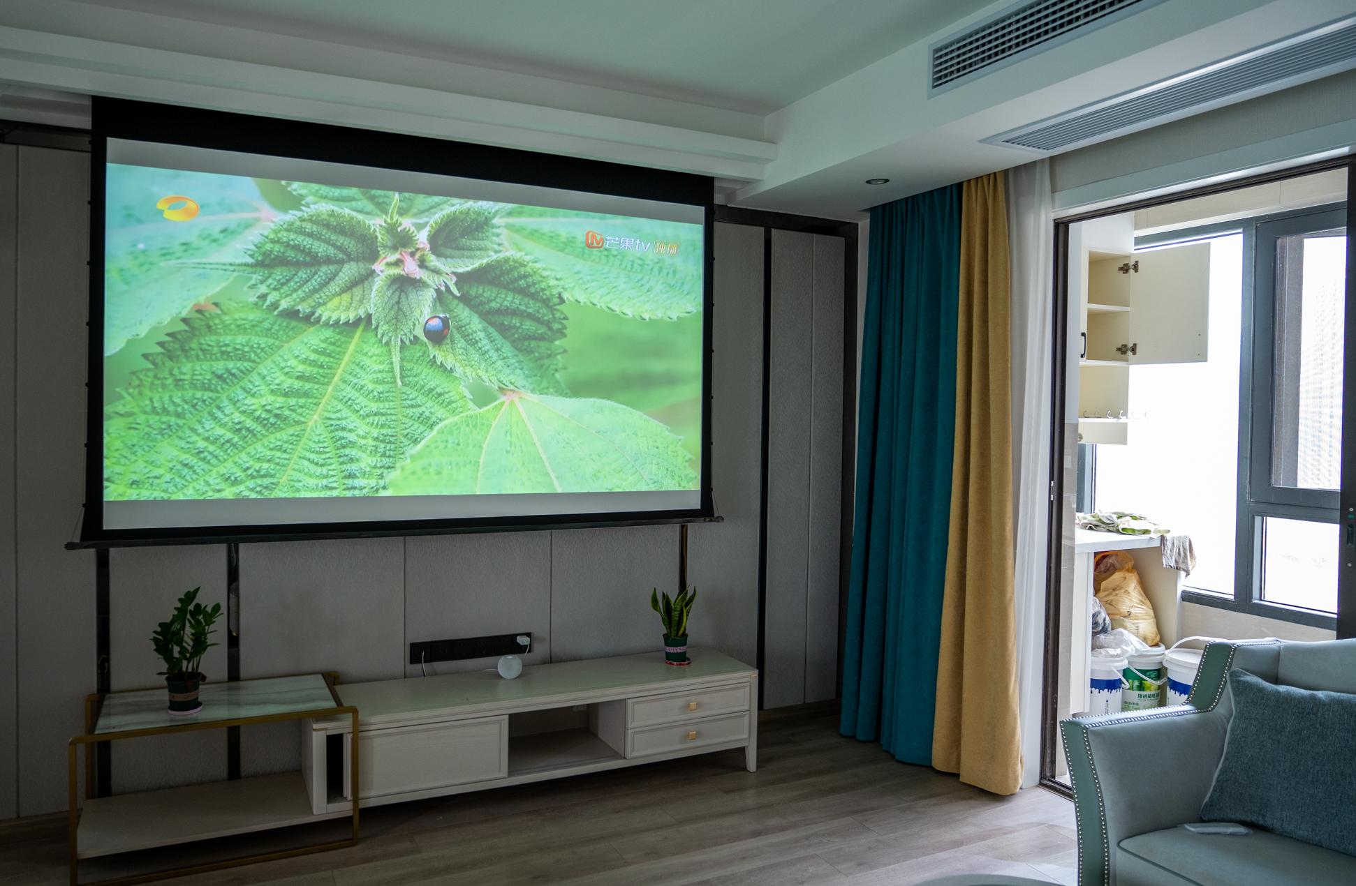 当贝投影仪f3家庭影院,当贝newf3投影仪测评