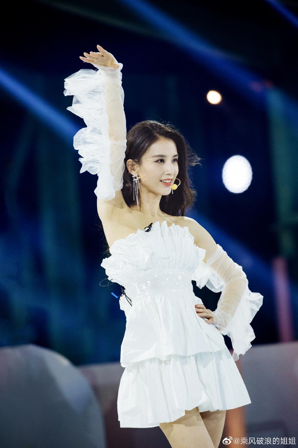 姐密妆备来啦！好物出道REDEARTH助力姐姐乘风破浪