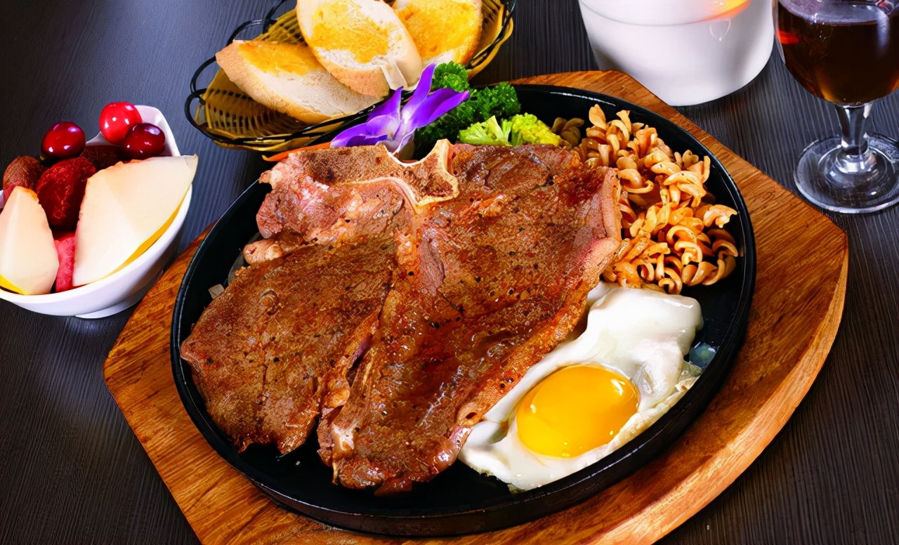 吃自助餐怎样才能100%吃回本,自助餐要吃多少才能吃回本