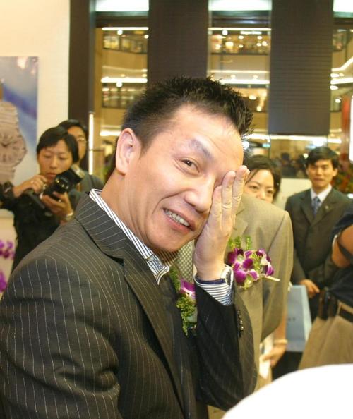 周正毅和李嘉诚关系,周正毅和李嘉诚什么关系