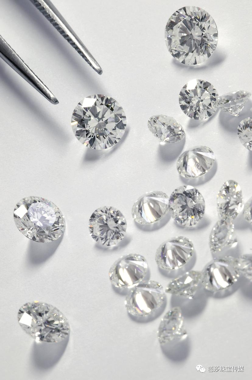 准新娘们别发愁啦!芭珠姐教你用最合适的钻石见证最难忘的婚礼