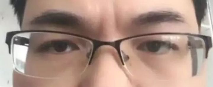 双眼皮凹陷眉毛怎么设计好看,凹眼窝适合什么眉型