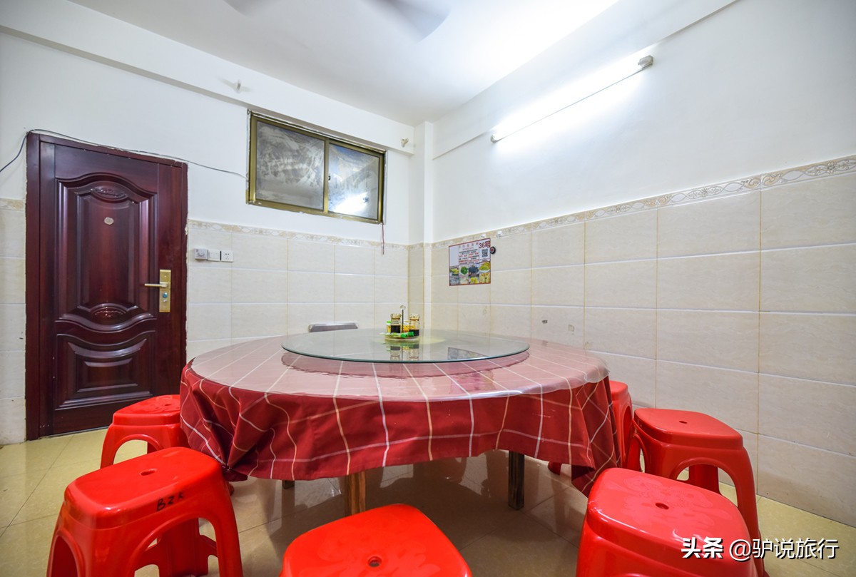 湖北小伙5年跑几十场马拉松，还“跑”出了家三亚Top3海鲜餐厅