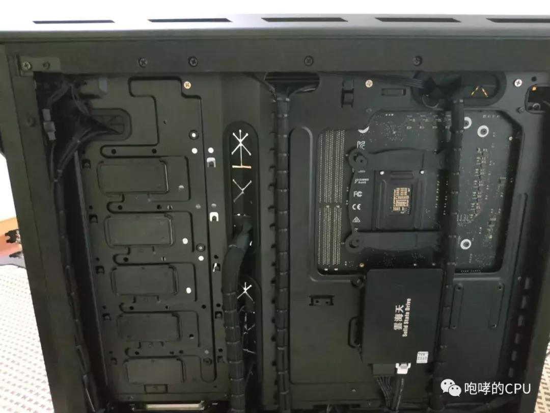 电脑走线乱？一招解决它！