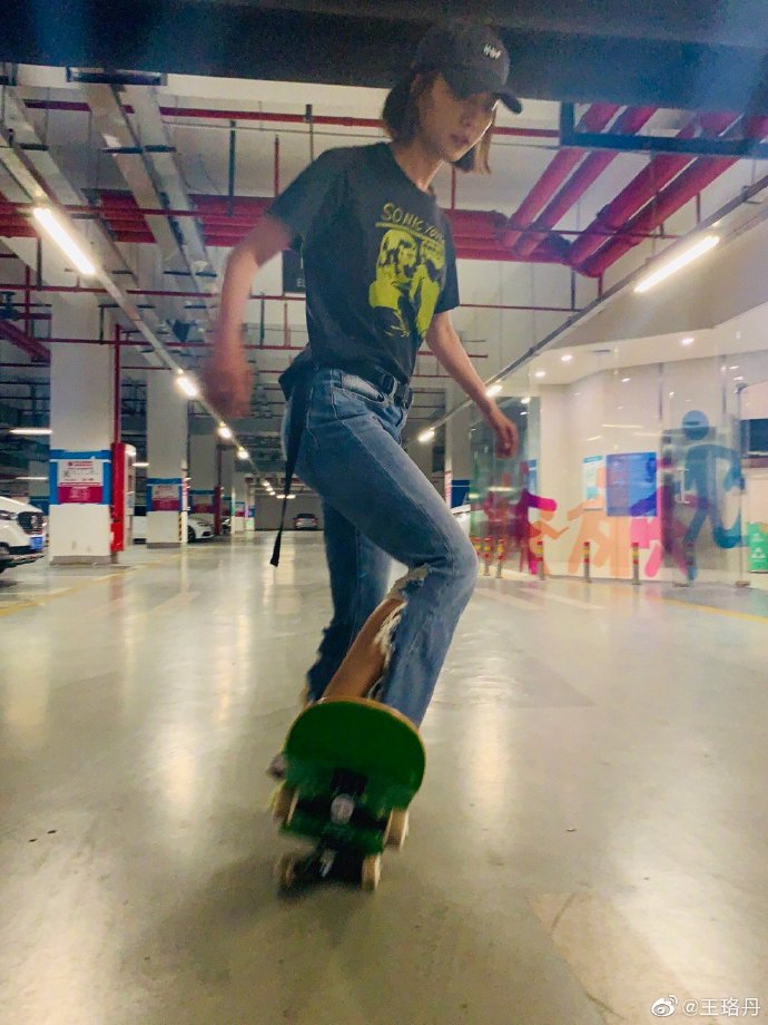 王珞丹减肥计划表,王珞丹有多瘦啊