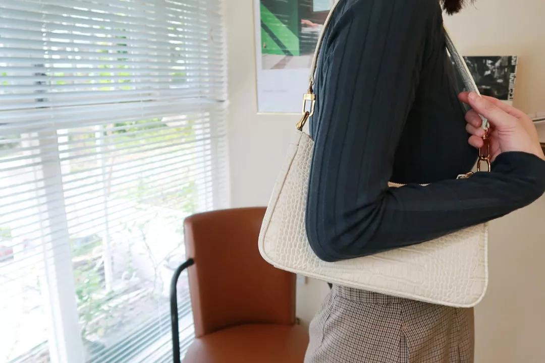 好穿的小个子玛丽珍鞋子店铺推荐,玛丽珍鞋适合什么包