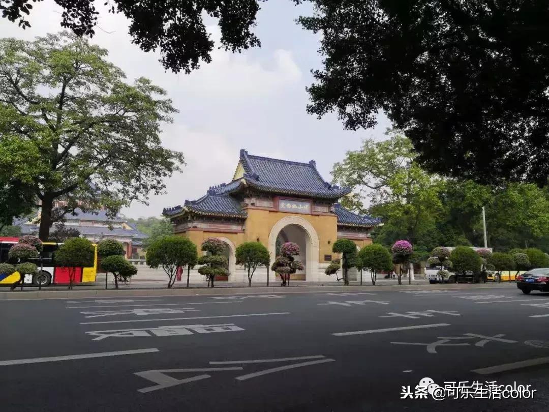 纪念堂站美食,探店不知道找哪家