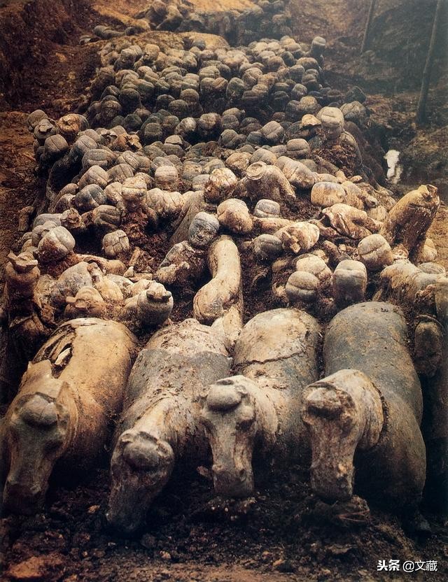 汉马俑和秦俑的区别,秦俑与汉俑不同