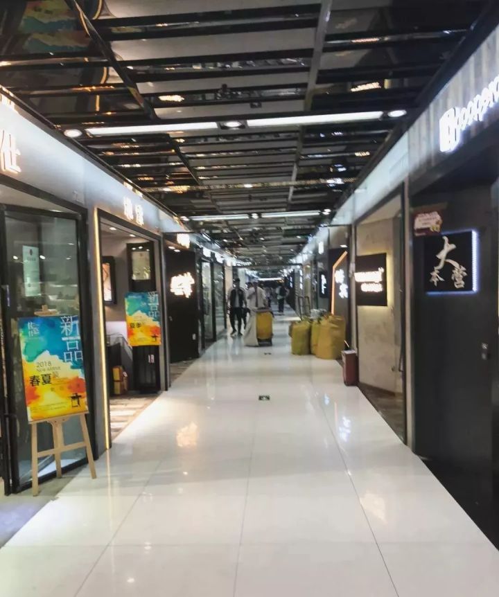 天津最大的服装批发市场在哪里,海南服装男服装批发市场