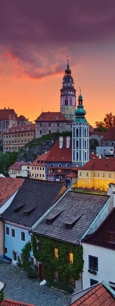 网友评出全球最值得去的50个地方,cnn评世界十大绝美旅行地